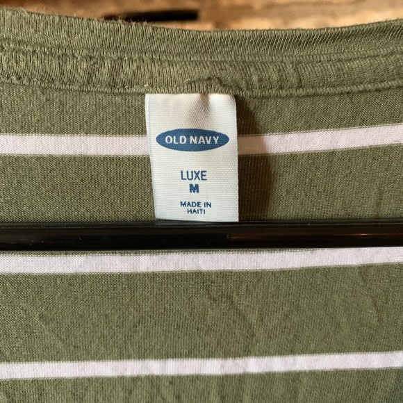 ✨3 for $25✨ Old Navy Luxe V-neck - Picture 6 of 8